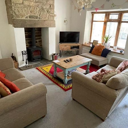 Wuthering Cottage - Central, Stylish, Cosy, Comfy 哈沃斯 外观 照片